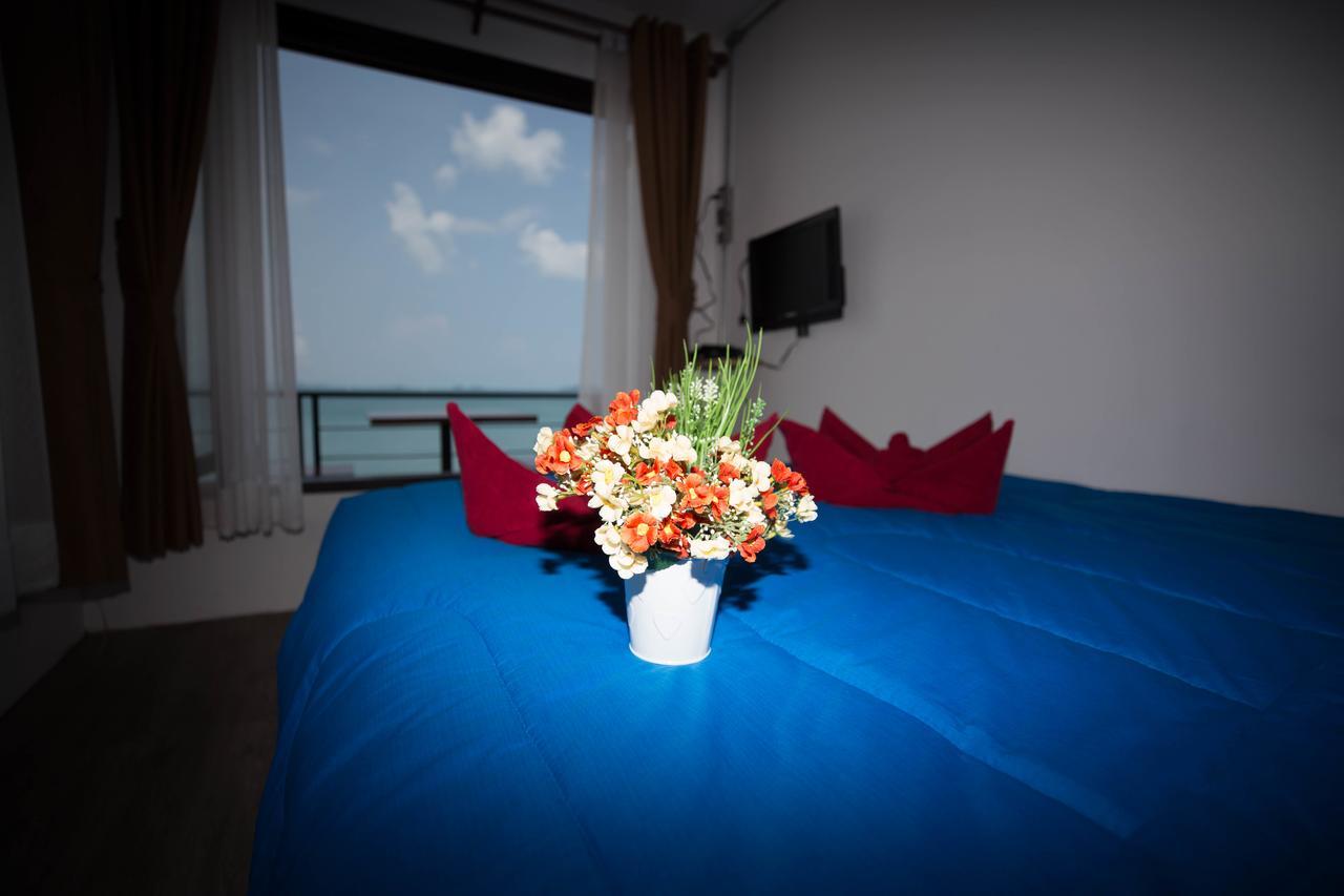 Baan Rom Talay Made' Hotel Koh Samet Exterior photo